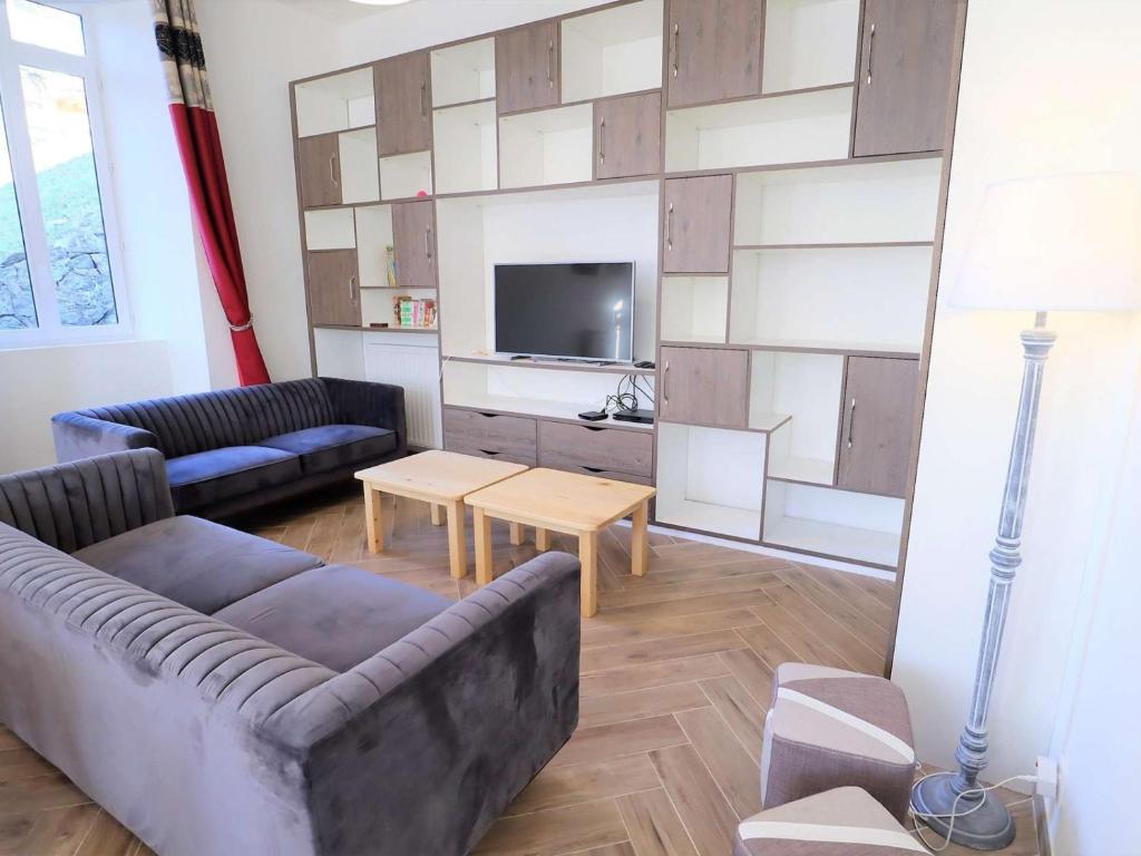 Gîte 15 pers. - Mobilité réduite - Proche Saint-Guérin - Parking, Salle de réunion, Ski room - 4