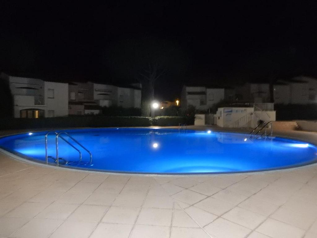 Cap d'Agde T3 avec Piscine et Tennis à 100m de la Mer - FR-1-607-117 - 4