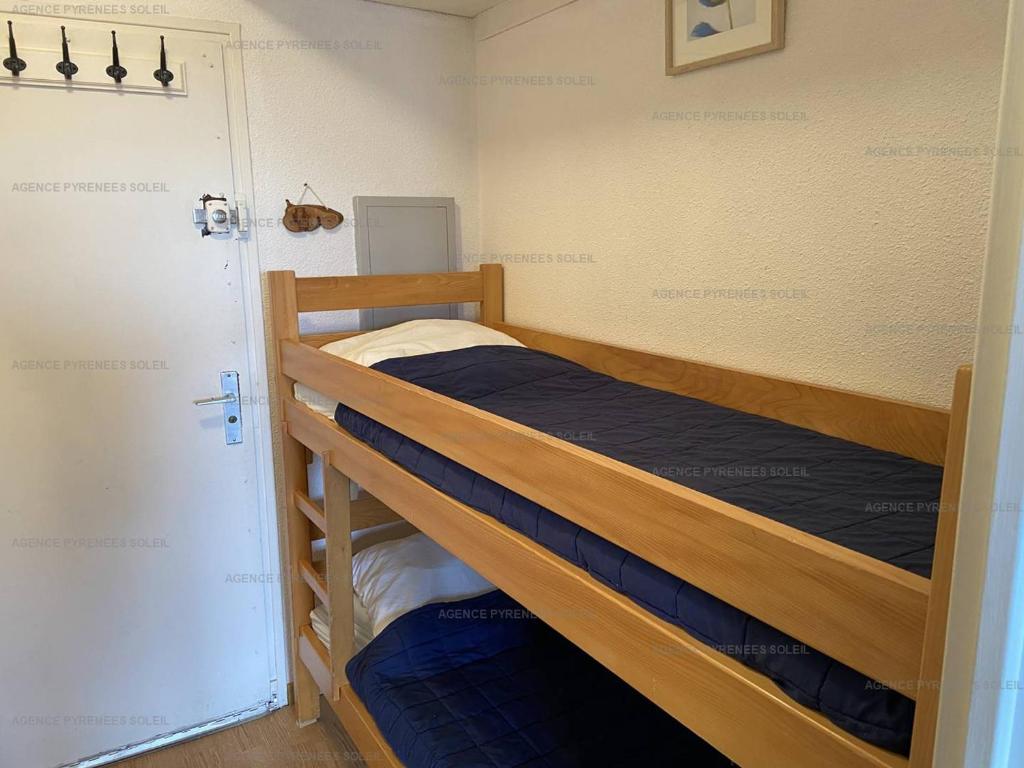 Studio cabine cosy avec balcon Sud, parking et WiFi aux Angles - FR-1-295-131 - 5