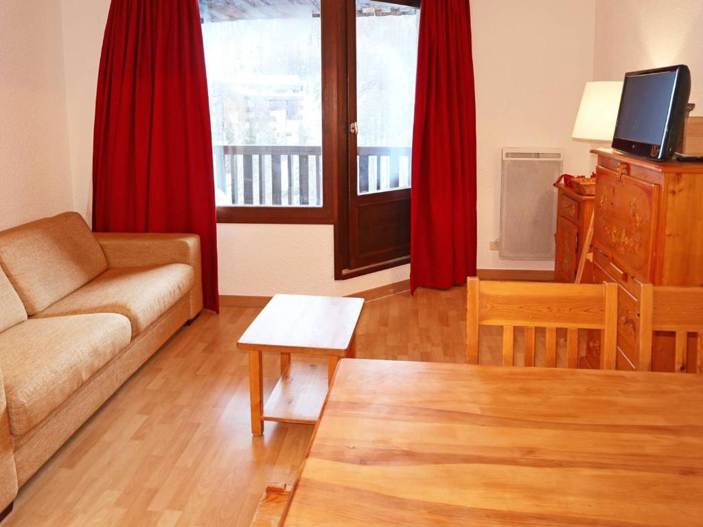 Studio skis aux pieds avec balcon, centre station - FR-1-322-466 - 1