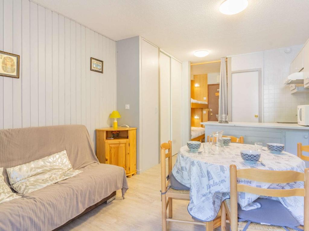 Studio cosy avec balcon, centre-ville, proche télécabine, wifi inclus - FR-1-401-235 - 2