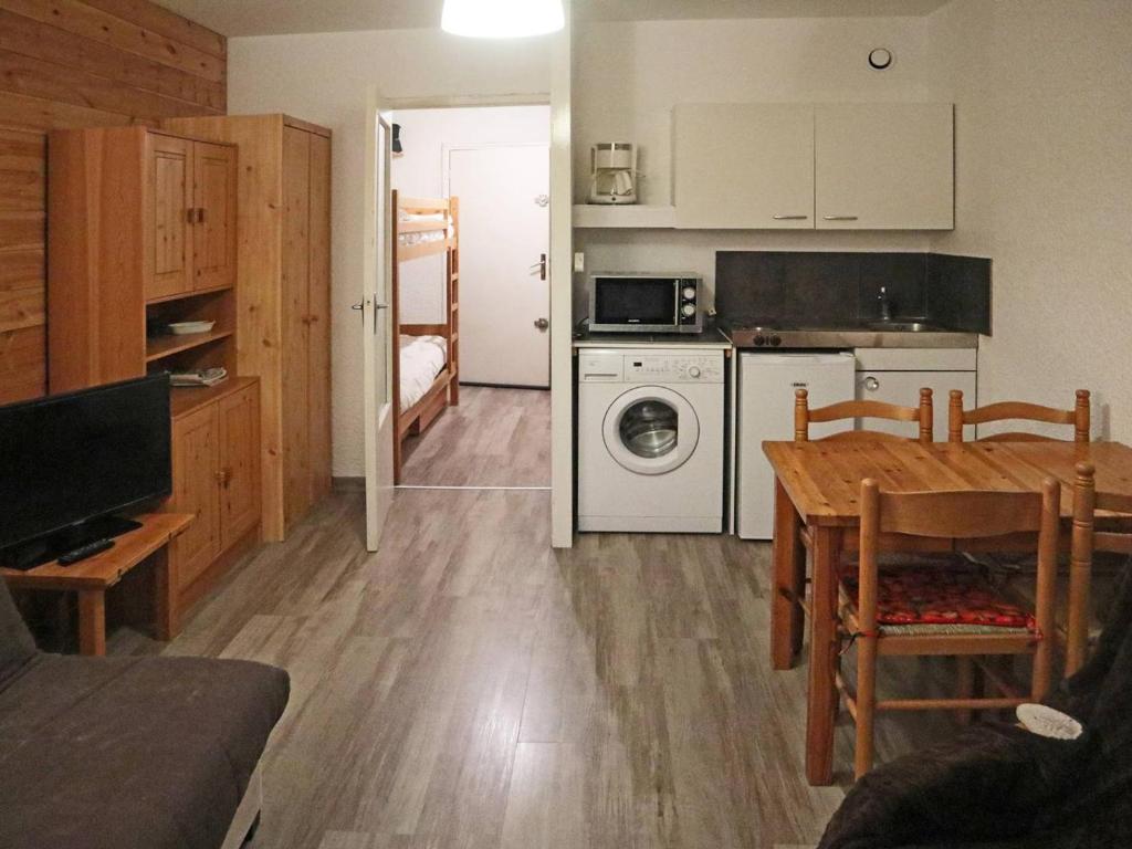 Studio 4 pers, balcon, pistes, commerces, animaux admis - FR-1-322-471 - 4