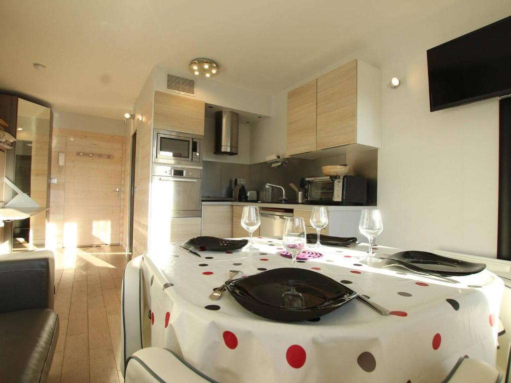 Studio rénové 4 pers à Saint-Chaffrey avec balcon, classé 3 étoiles - 1