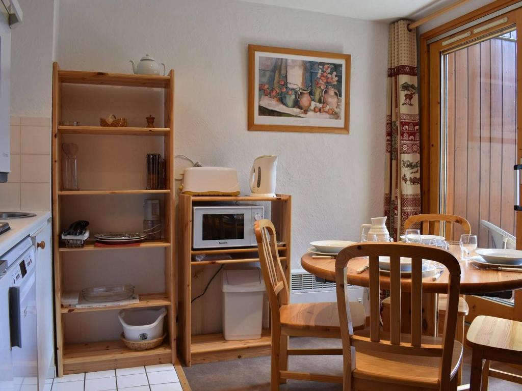Duplex cosy 4/6 pers, proche télésiège et commerce, pkg couvert, casier à ski – Méribel - FR-1-180-554 - 2