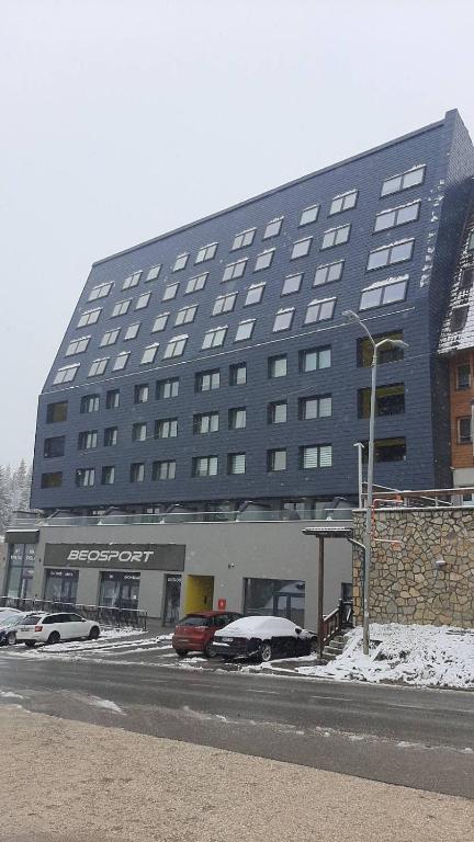 Jahorina A408 Olimpiska KUCA - 1