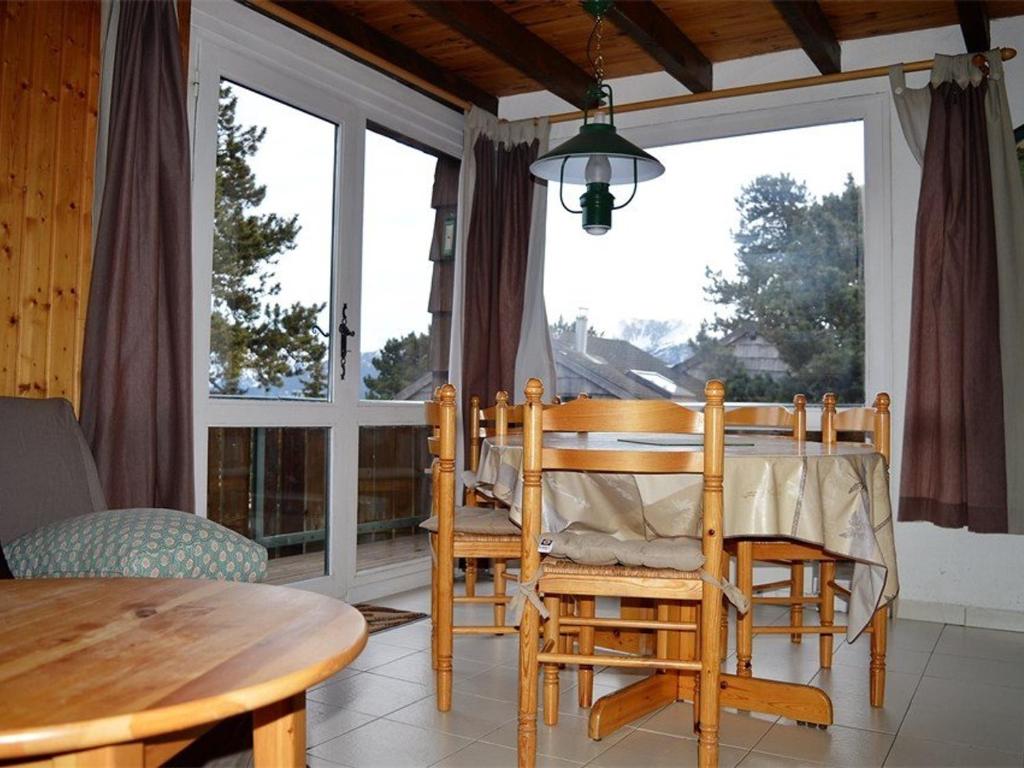 Chalet 2 pièces mezzanine, 7 pers, animaux admis, balcon, cuisine équipée - FR-1-592-27 - 2