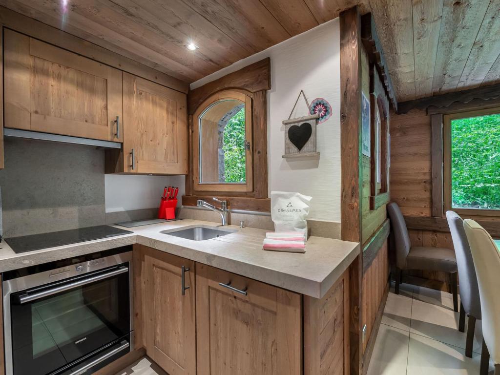 Chalet familial avec jacuzzi à Méribel, 8 adultes + 2 enfants - 3