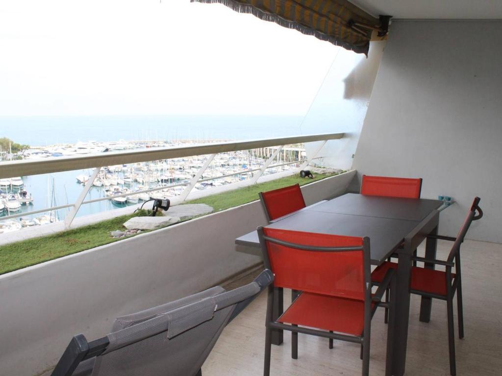 Villeneuve-Loubet : Appartement avec Terrasse, Climatisation et Garage - FR-1-252A-34 - 4