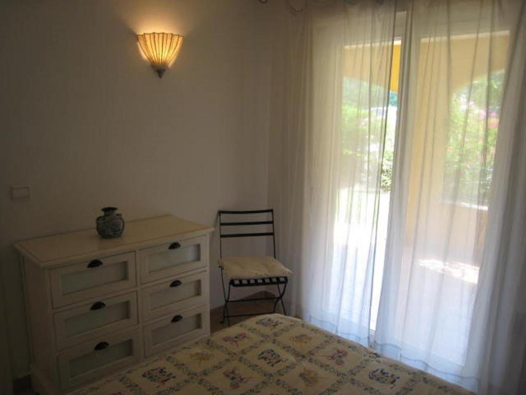 Appartement T3 avec grand jardin privé, climatisation et parking - FR-1-100-205 - 5