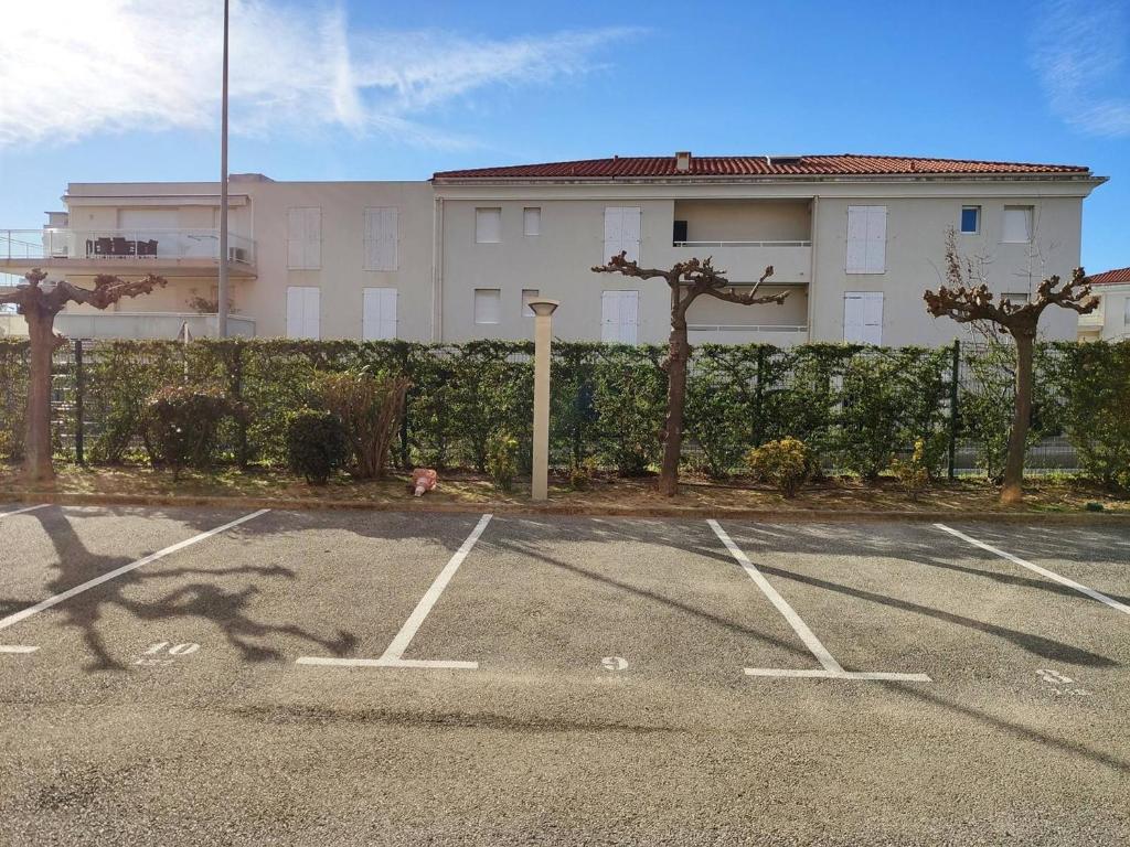 Appartement 2 pièces avec terrasse à 100m de la plage - Parking privé, Antibes - FR-1-252-155 - 2