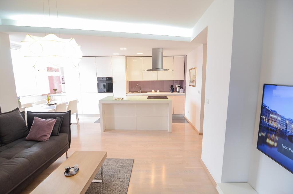 Luna Deluxe Apartment & Free Parking - 2