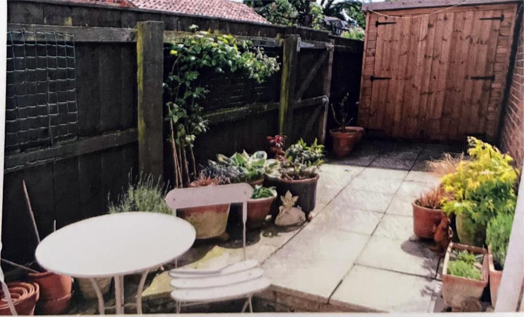 Explorers Cottage, Yorkshire Wolds Character Home photo 6