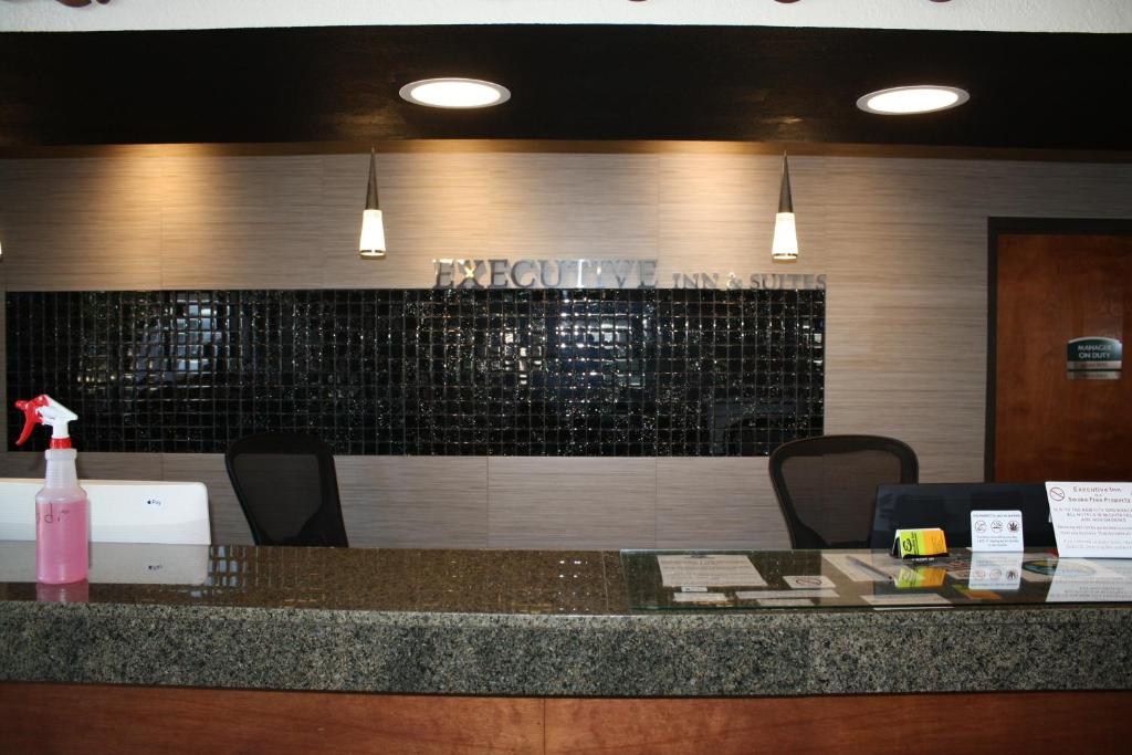 Executive Inn and Suites Wichita Falls photo