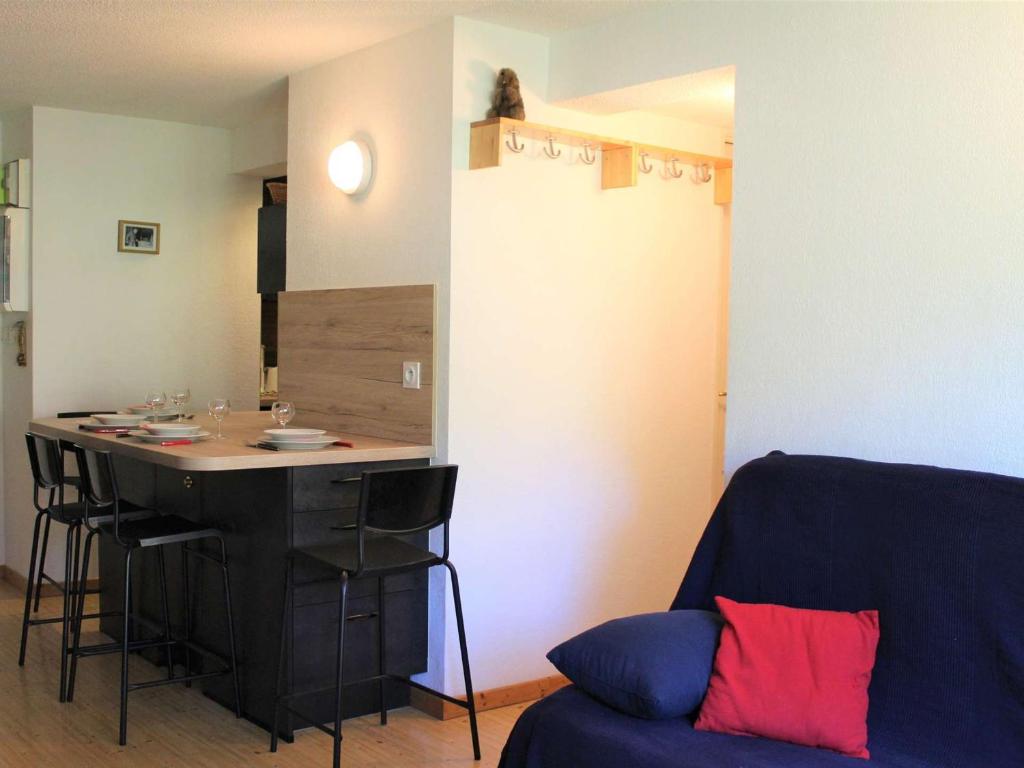 Appartement au cœur de Vars les Claux, 2 pièces, 4 couchages, proche pistes et commerces - FR-1-330B-129 - 1