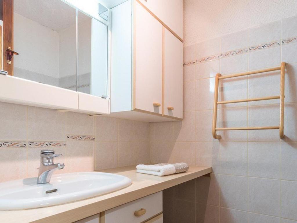 Studio chaleureux avec balcon à Serre-Chevalier, parking et casier à ski – 4 personnes - 5