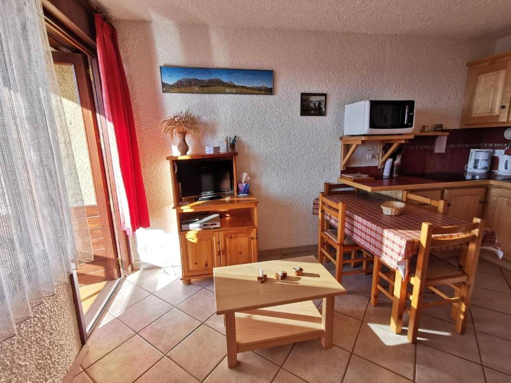 Studio Montagne 4 Pers. avec Balcon à Saint-Michel-de-Chaillol - FR-1-393-142 - 3