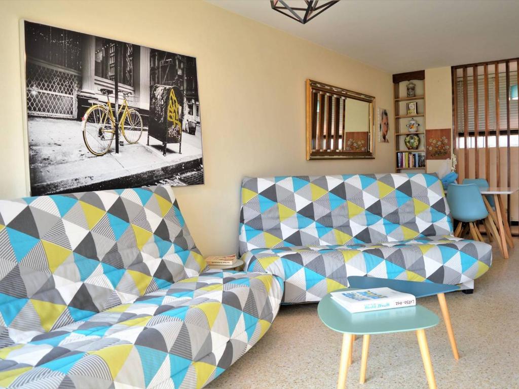 Appartement T2 avec Terrasse Sud, Climatisé, à Proximité Plage - Le Lavandou - FR-1-251-295 - 4