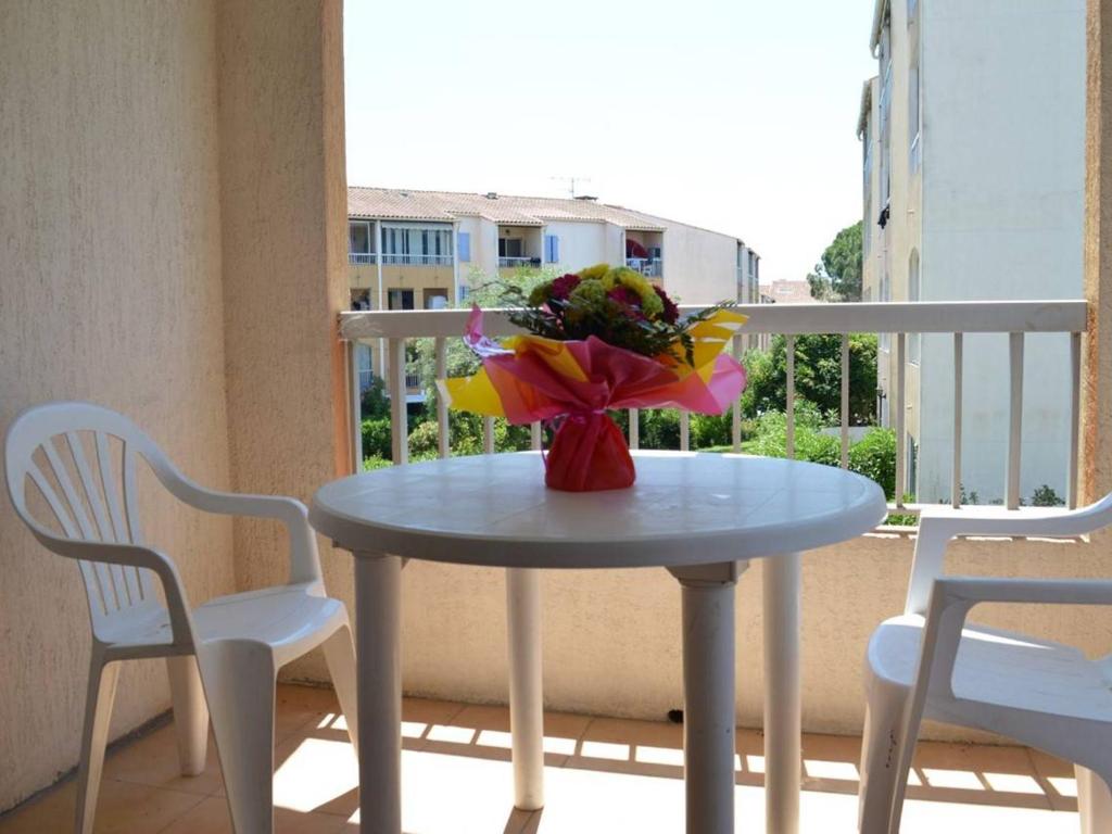 Appt à Fréjus avec piscine, proche commerces, 4 pers, 2 pièces - FR-1-226A-366 - 3