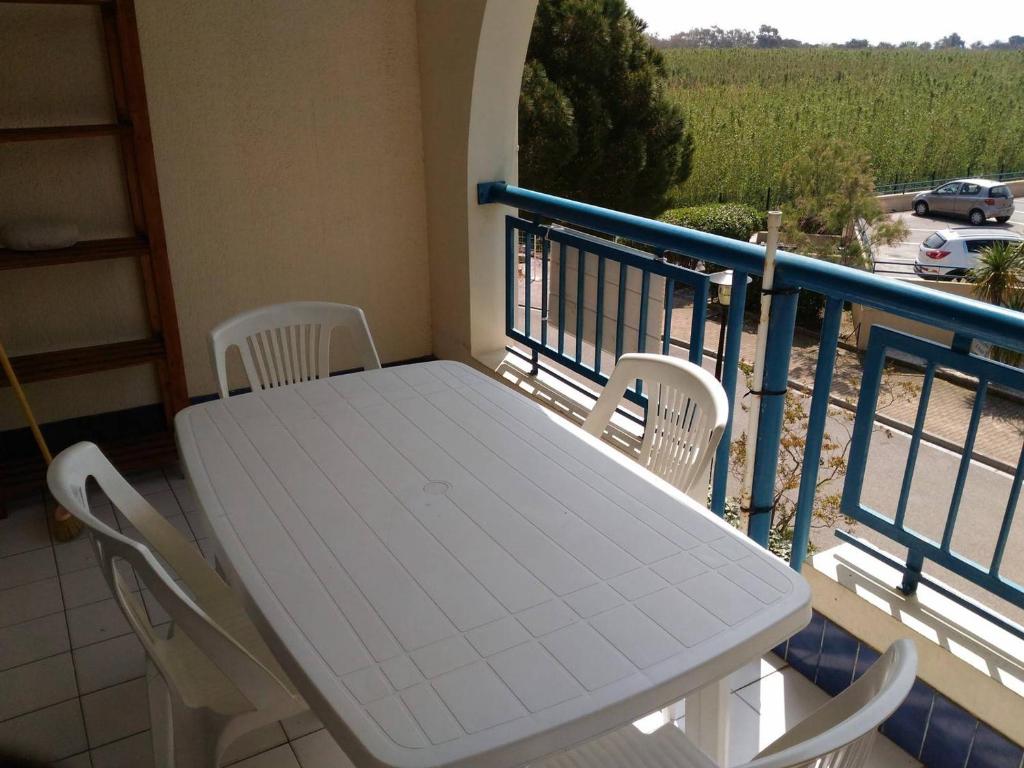 Appartement T2 cabine 2 étoiles au Lavandou avec climatisation - FR-1-308-92 - 1