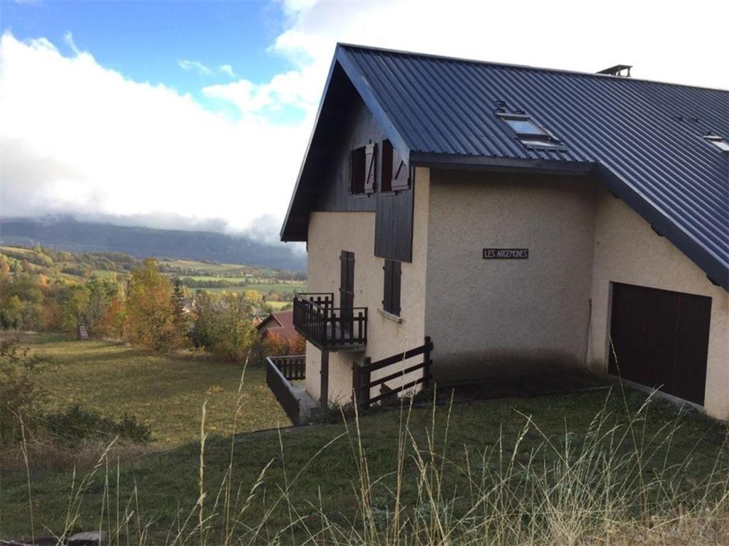 Studio spacieux 4 pers avec balcon à Saint-Michel-de-Chaillol - FR-1-393-8 - 2
