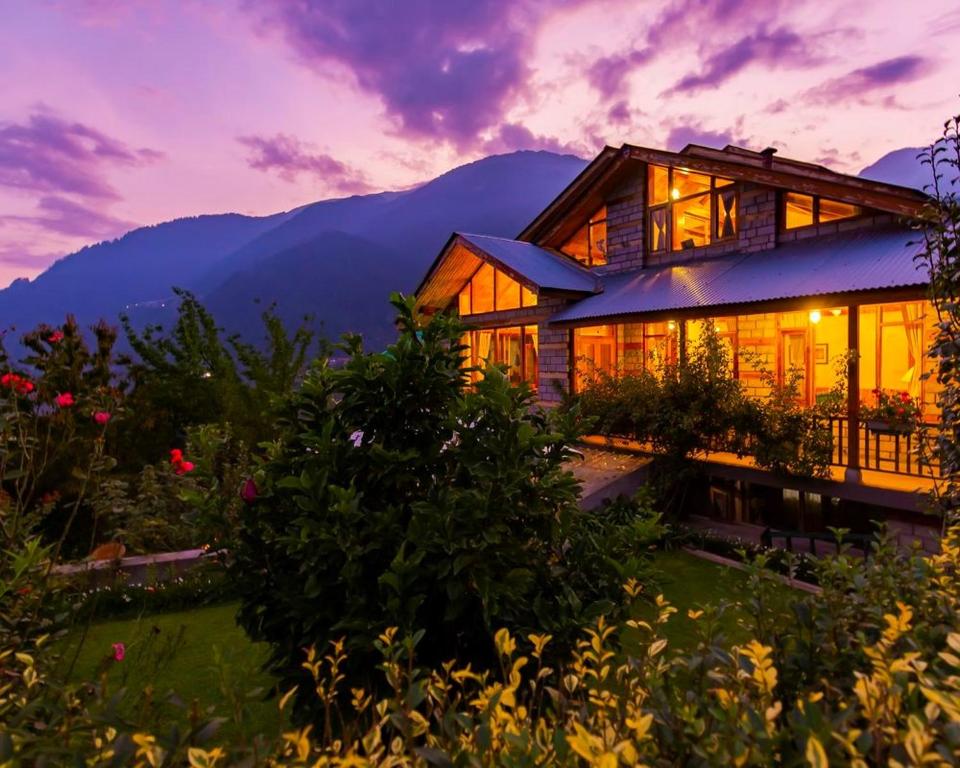 Gurung's Cottage by Earthaa Escapes, Manali — Hotel in Manali
