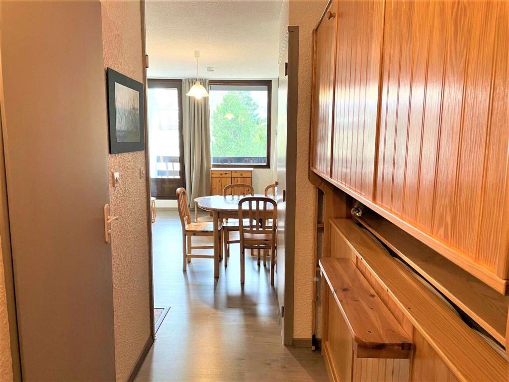Studio cosy 4 pers à La Salle-les-Alpes, 250m du télécabine, balcon et parking privé - FR-1-330F-54 - 4