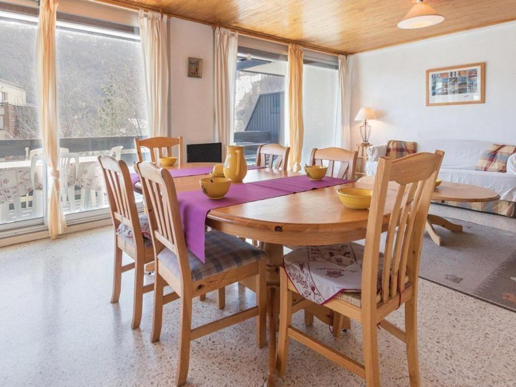 Appartement familial pour 7 à Serre-Chevalier, avec balcon, parking, casier à ski et équipements! - 1