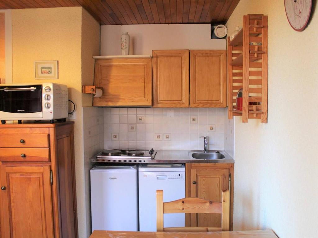 Studio 4 pers. Vars Les Claux, balcon, à 50m des pistes et proche commerces - FR-1-330B-36 - 3
