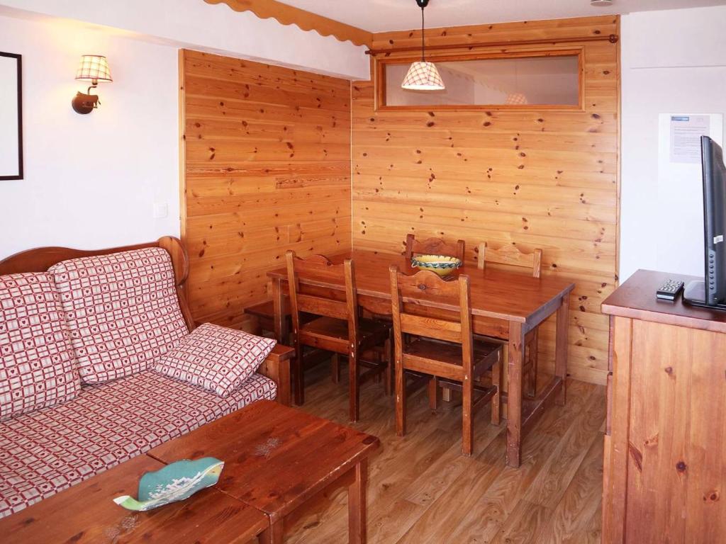 Appartement aux Orres 1800 avec piscine, sauna, proche pistes, 2 pièces, 6 personnes - FR-1-322-196 - 2
