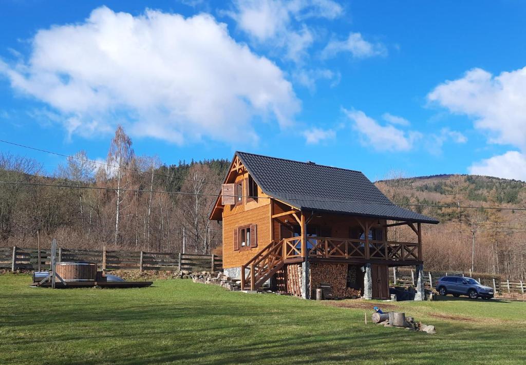 Szychów z widokiem, Stara Łomnica