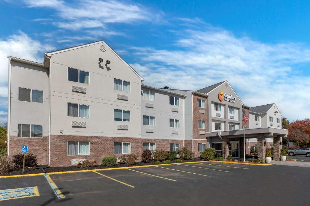 Comfort Inn & Suites