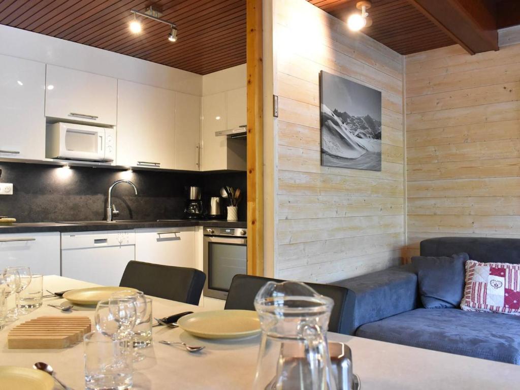 Appartement cosy 8 pers. Méribel Centre, proche pistes, internet inclus - FR-1-180-184 - 1