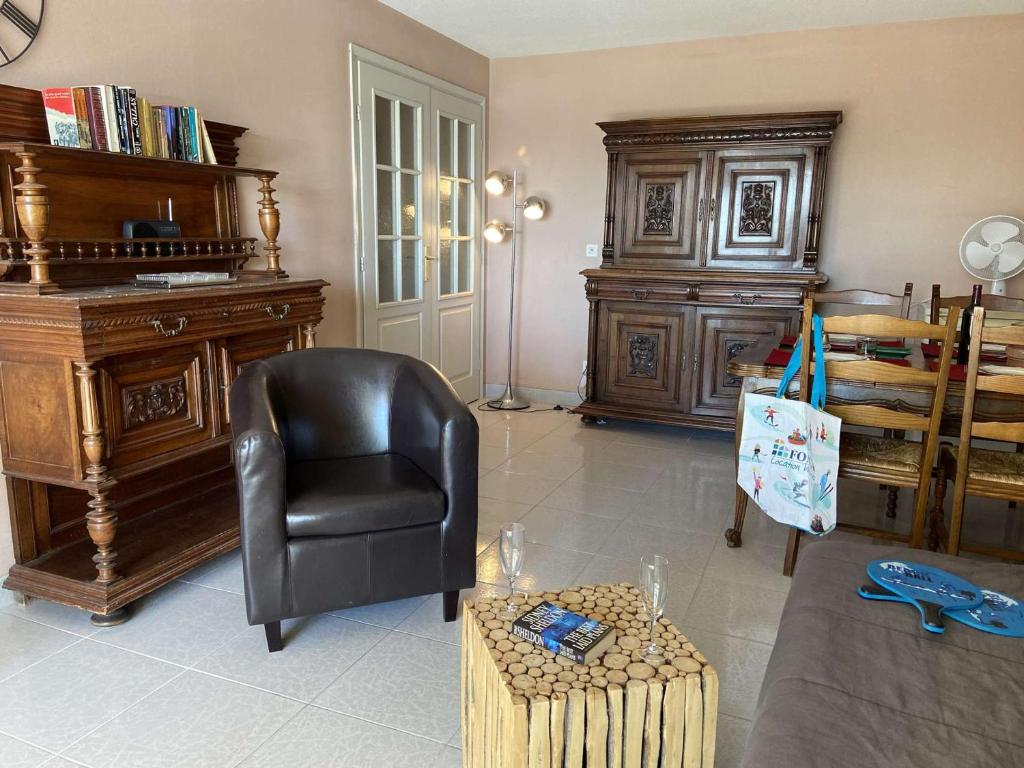 Appartement 2 pièces avec terrasse et parking, proche thalassothérapie - FR-1-226A-29 - 3