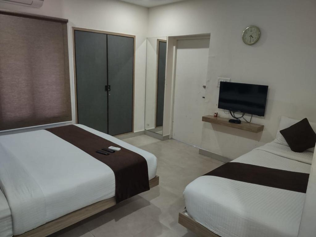 Apollostay photo