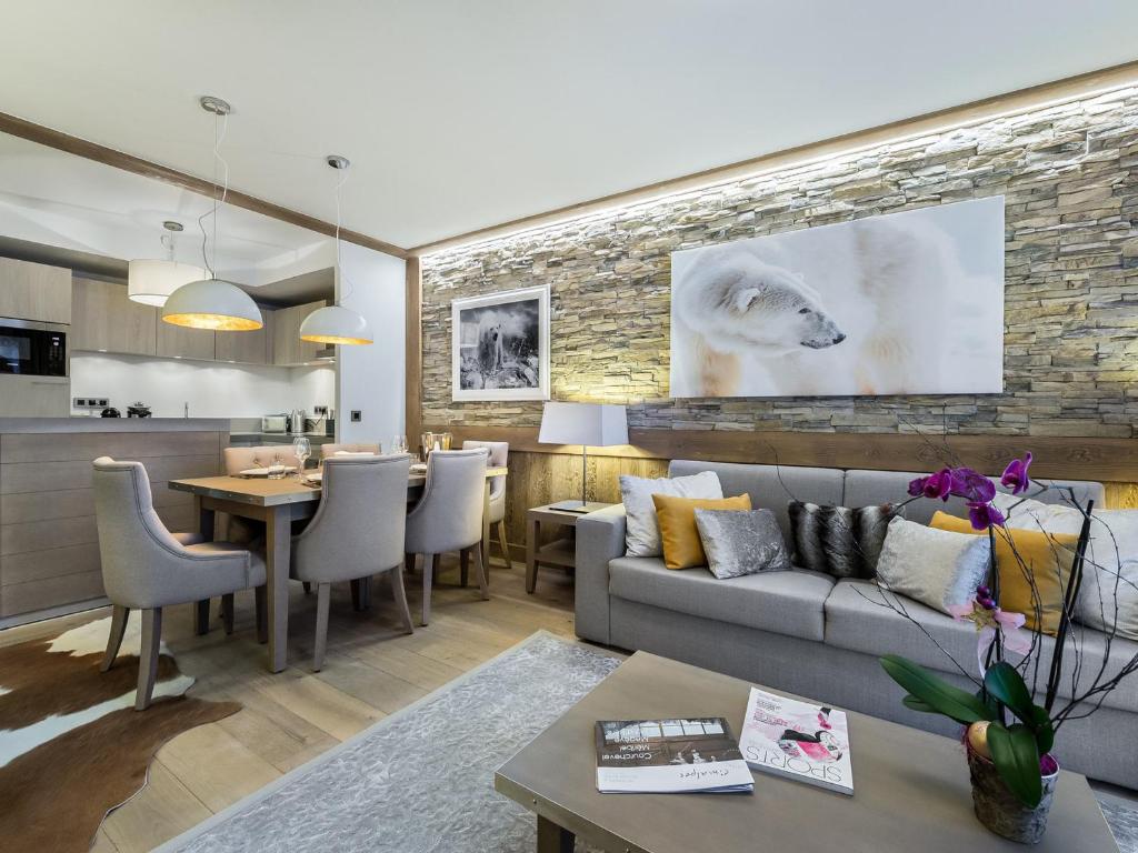 Appartement neuf centre Courchevel 6 pers., parking, accès piste - FR-1-562-33 - 1