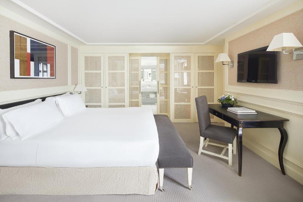 Hotel Room 3