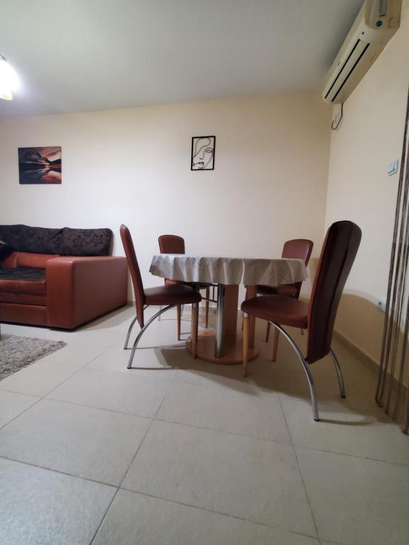 Royal Panorama Apartman & "Free Garage Parking" - 5