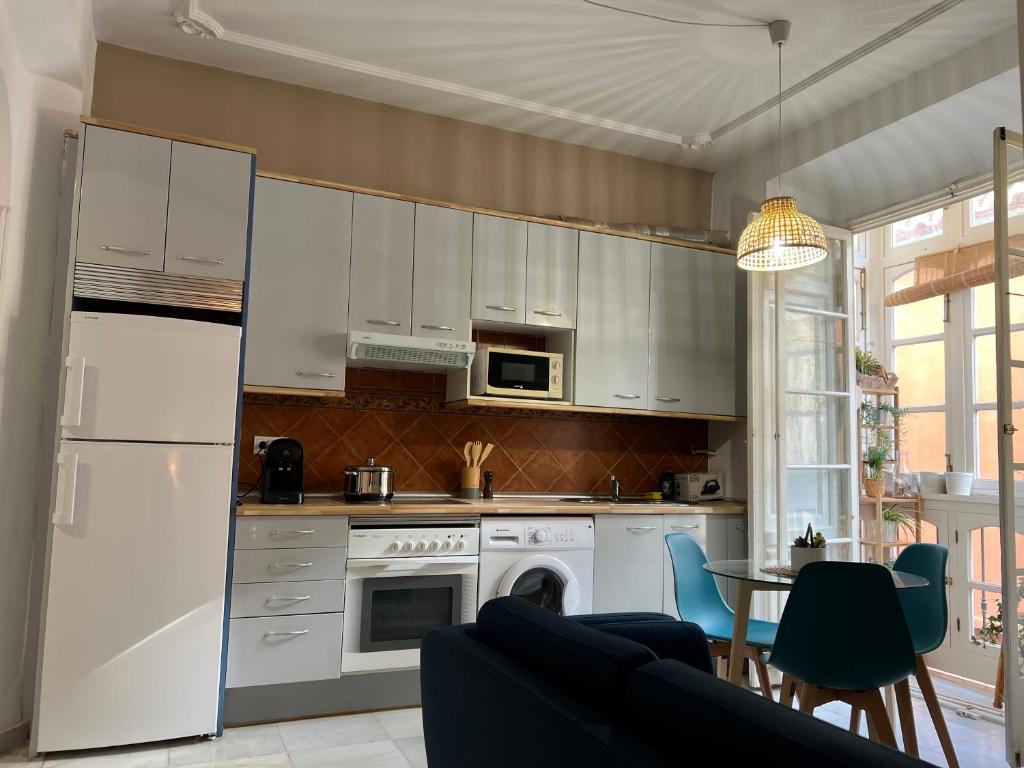 iYOURBASICS Great Apartment Hinestrosa 23 FREE WIFI&AC - 5