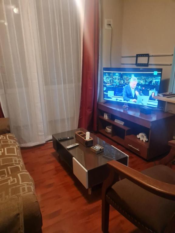 Hermoso departamento en condominio privado, cercano a playas y centros comerciales - 4