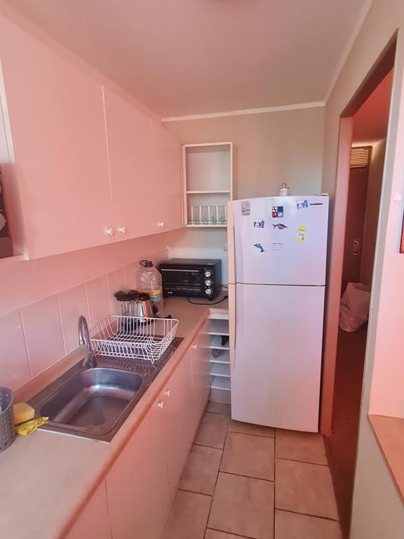 Hermoso departamento en condominio privado, cercano a playas y centros comerciales - 5