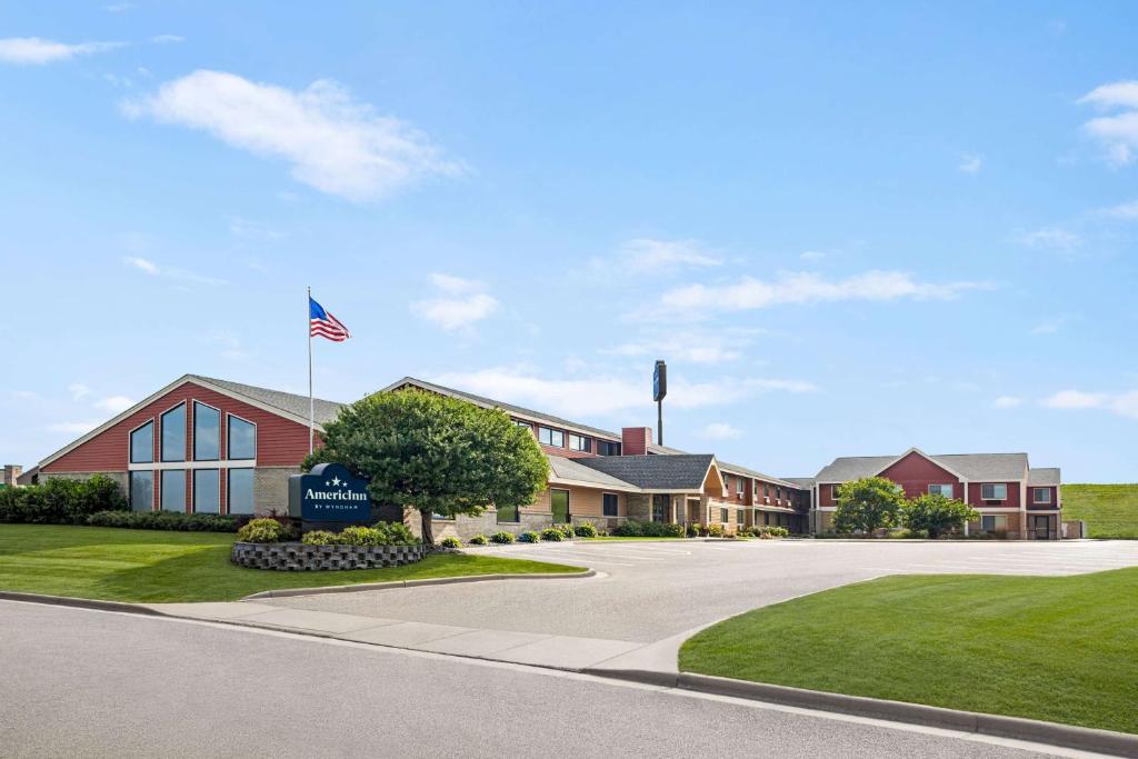 AmericInn by Wyndham Sauk Centre photo