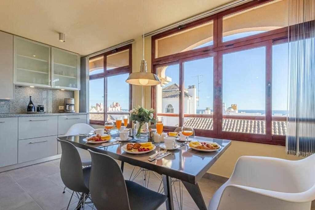 797 Holiday Rentals -Lujoso Atico duplex en el centro de Benalmadena - 4