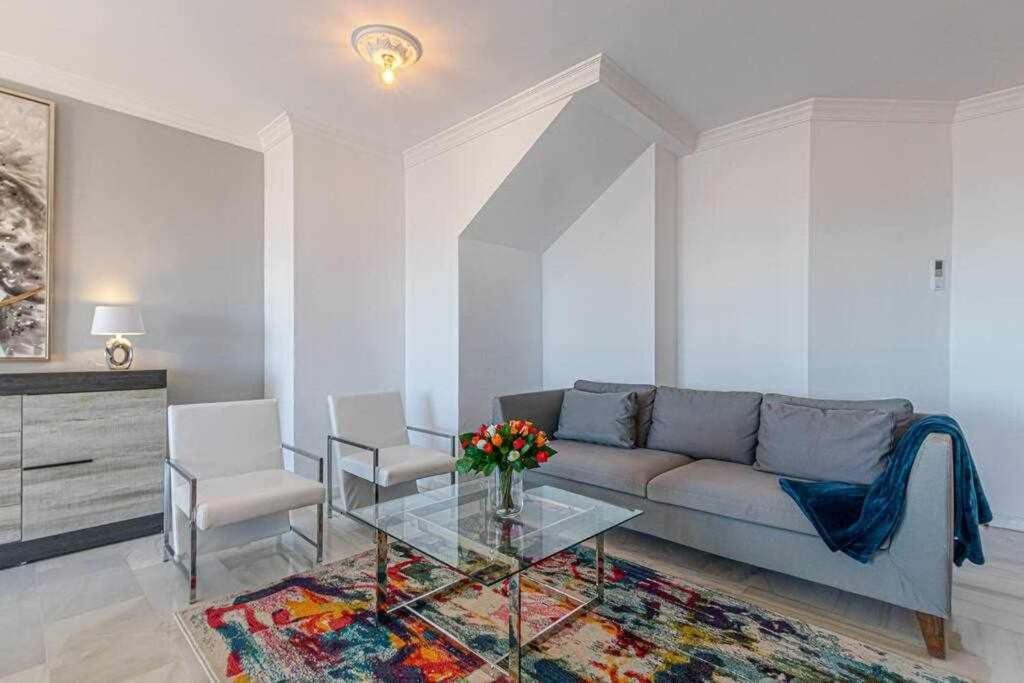797 Holiday Rentals -Lujoso Atico duplex en el centro de Benalmadena - 5