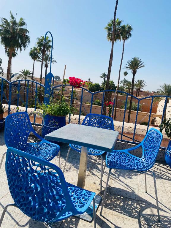 Hostel Essassi 23 — Hotel in Marrakech