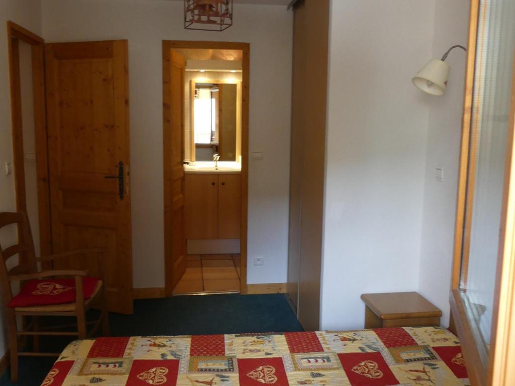 Appartement 3 pièces pour 6 personnes avec balcon et parking - FR-1-263-271 - 3