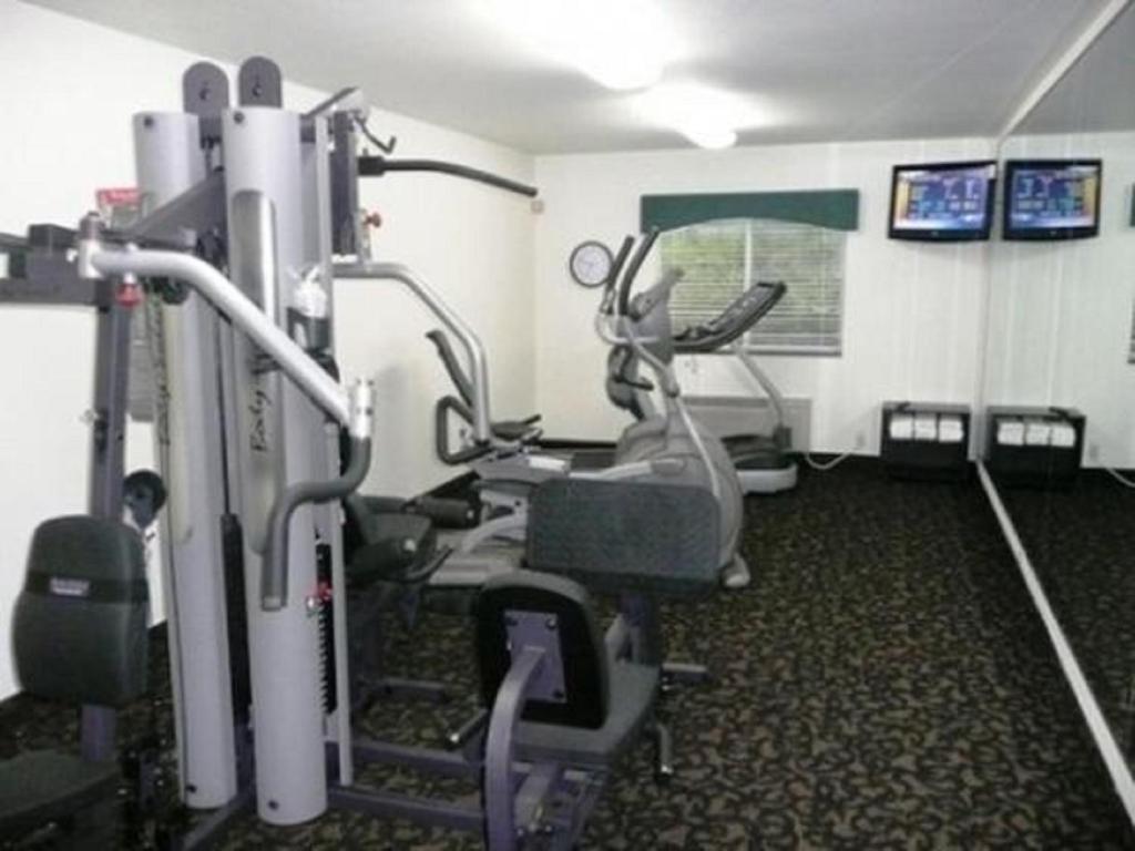 Travelodge by Wyndham Low Moor Near Covington photo