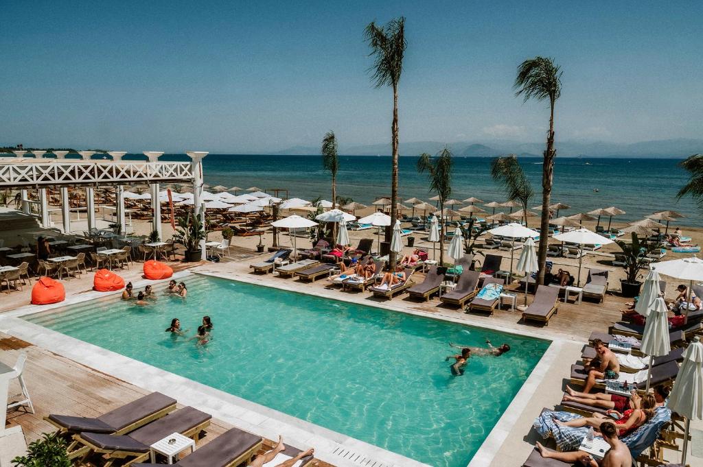 Trabukos Beach Complex — Hotel in Corfu Island
