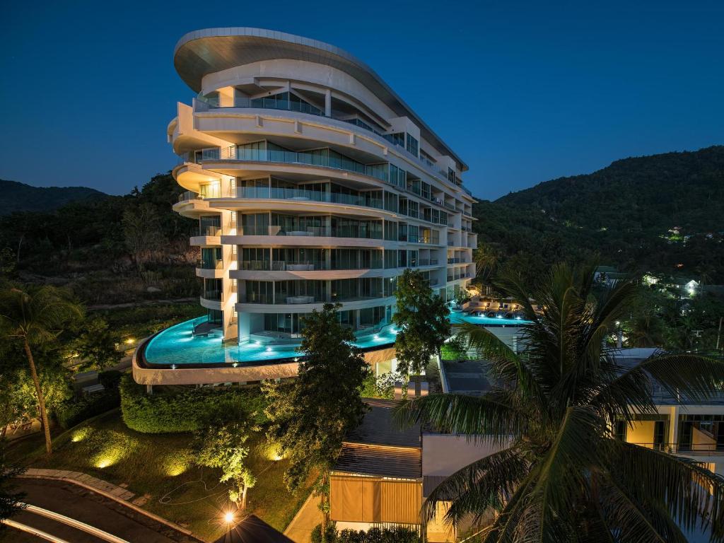120m² 2 magamistuba, 1 privaatset vannituba Korter kohas Karon
 (Spacious apartment with jacuzzi and ocean view)