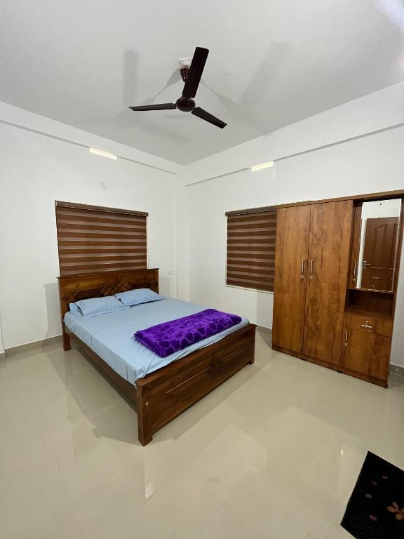 Biriyomz Residency, Kalpatta, Munderi, Low Cost Rooms and Deluxe Apartment photo