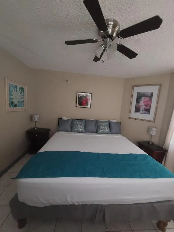 ROSI Ocean Sand Hotel Apt (@Sandcastles), Hotel in Ocho Rios